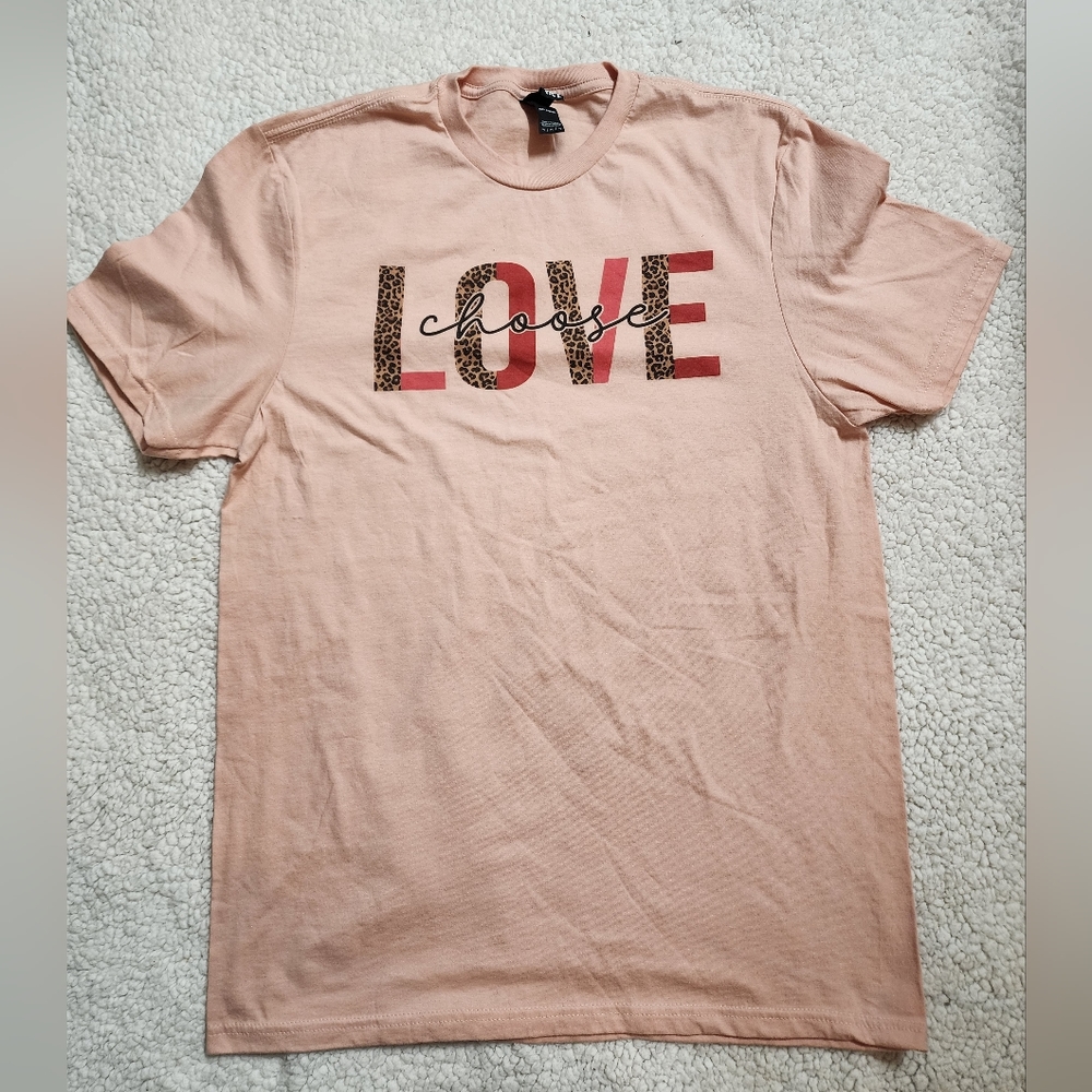Choose Love T-shirt Size Medium